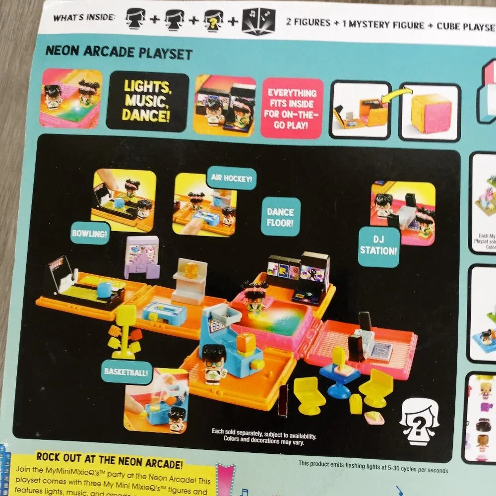 My Miini MixieQ's Neon Arcade Playset NEW Set of 2